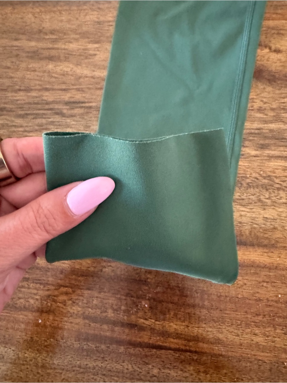 OFFLINE by Aerie Cropped Active Top in Forest Green & high waisted leggings set - Picture 12 of 12